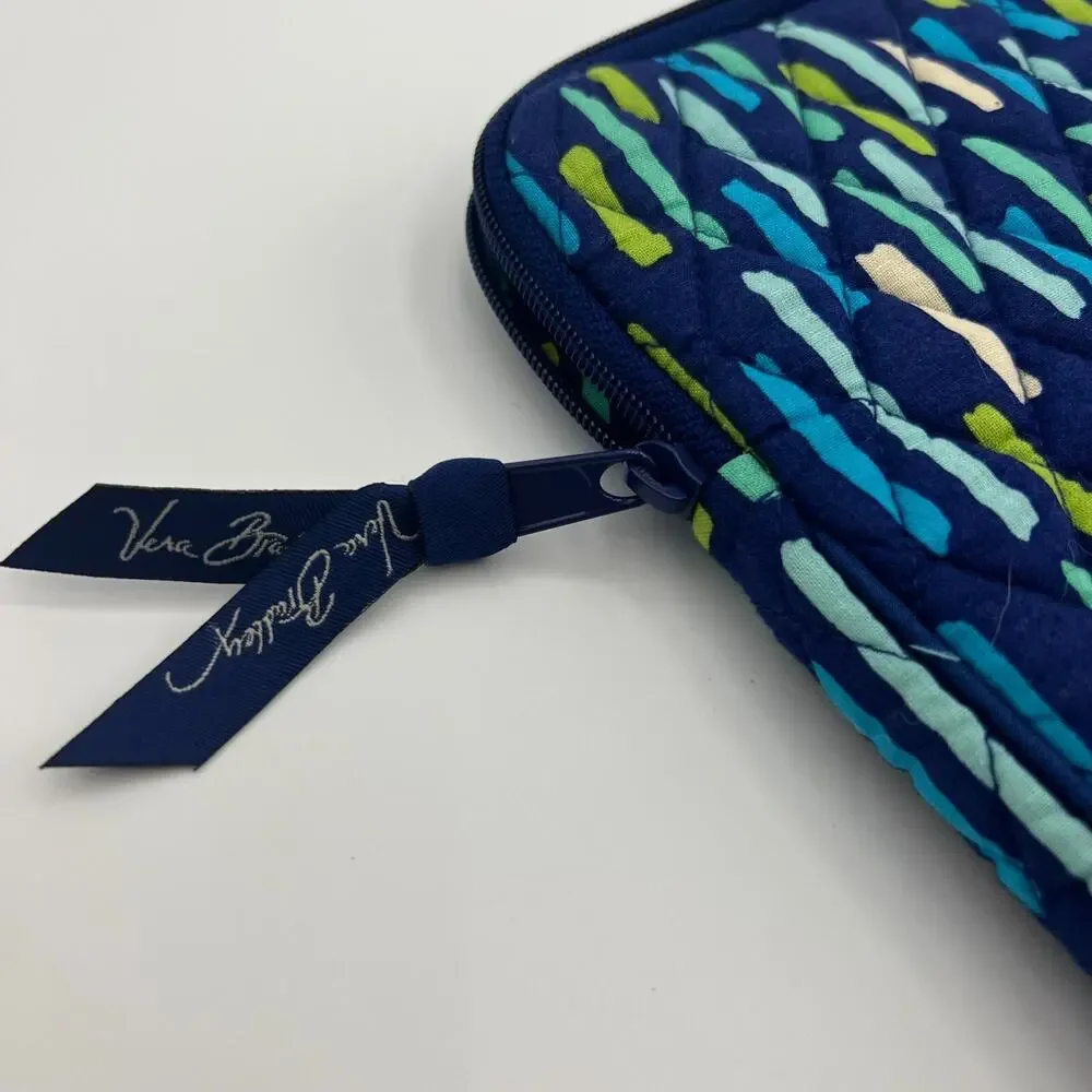 Vera Bradley 7x9 Padded Zip Tablet Holder Unisex / Boys Blue Green
